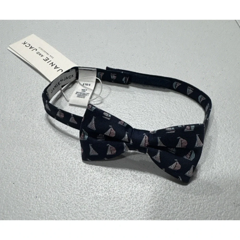 Janie and Jack bow tie boys 2-5 years blue sailboat nautical preppy special occa
